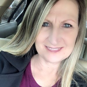 Meet your Posher, Karen